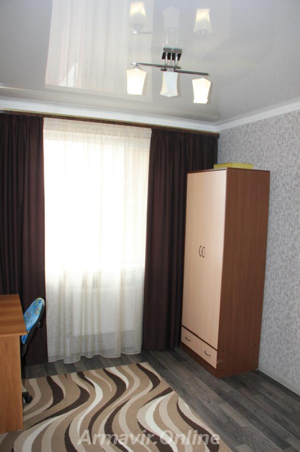 Продаю 2-комн квартиру, 60 кв м Армавир