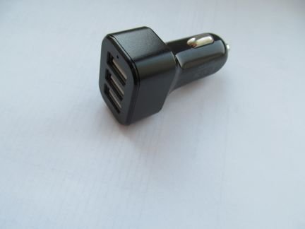 Автомобильное универсальное зарядное устройство  Армавир