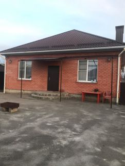 Дом 100 м? на участке 5.5 сот.  Армавир