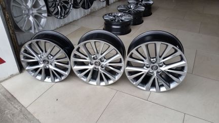 New R17-18-19, Toyota Camry V55, реплика в наличии  - купить на сайте объявлений Армавир онлайн