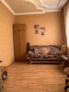 Дом 100 м кв. на участке 5 сот.  Армавир