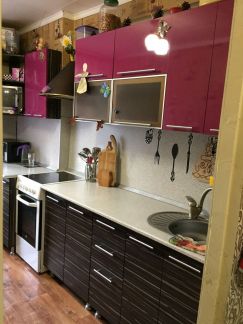 Продам 3х-комнатную квартиру, 50 м кв., 1/2 эт.  Армавир