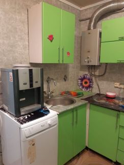 Сдаю 2х комнатную квартиру, 145 м кв., 3/4 эт.  Армавир