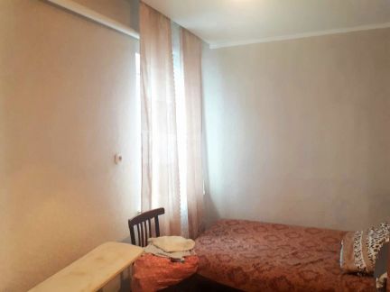 Дом 55 м кв. на участке 4 сот.  Армавир